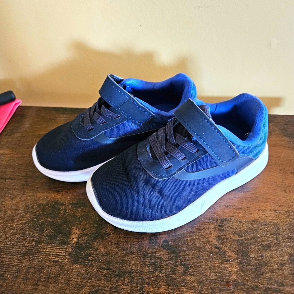 Toddler shoes
